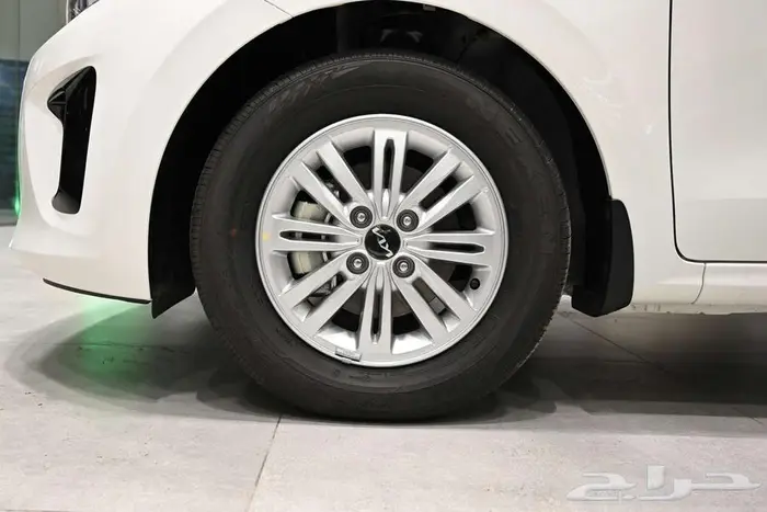 كيا بيجاس 2026 نص فل شاشه وكاميرا وخلفيه تضليل مجاني 5