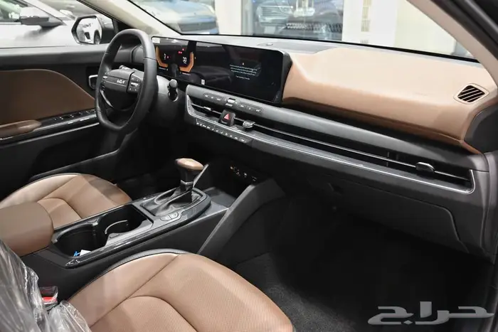 كيا K4 الفئه EX نص فل ماكينة 2.0 موديل 2026 4