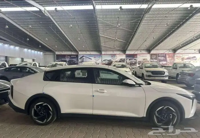 كيا كي 4 استندر 2026 ابستندر ونص فل 2