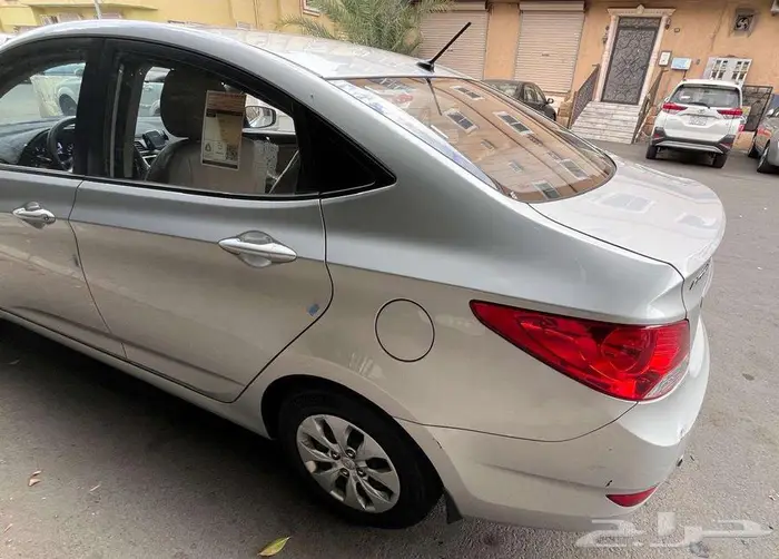 هيونداي أكسنت 2018  1400 سي سي بحالة ممتازه 5