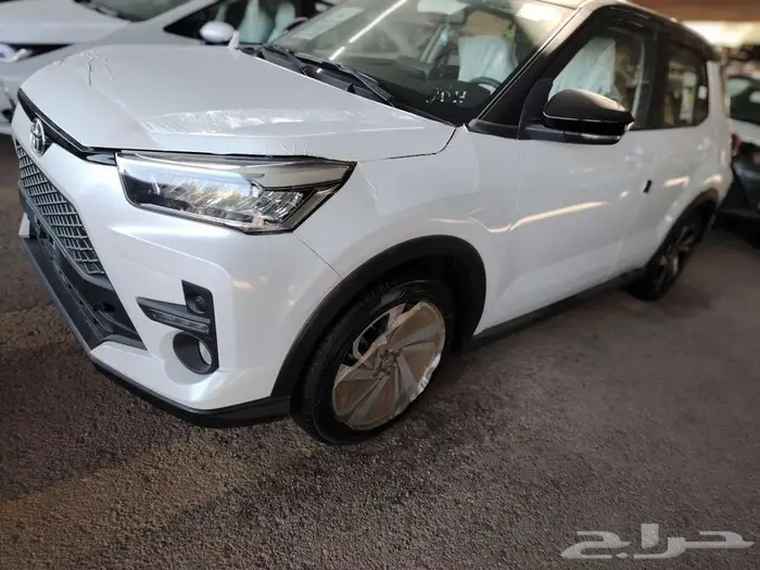 رايز تويوتا ليمتد موديل 2024 الون ابيض لؤلؤي حبه فقط 7