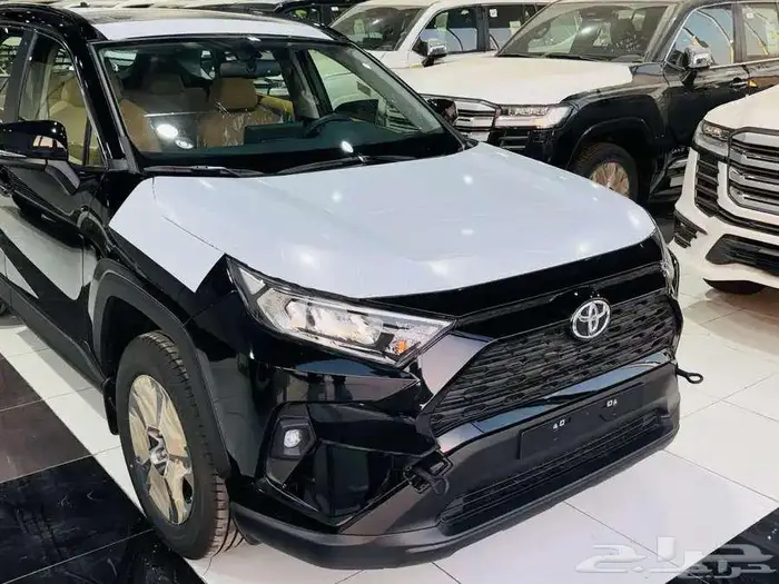 تويوتا راف فور LE بنزين دفع رباعي 2025 4