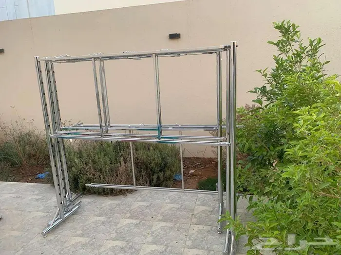 ملكان مجسمات ملكانات وكاشير وستاند 2