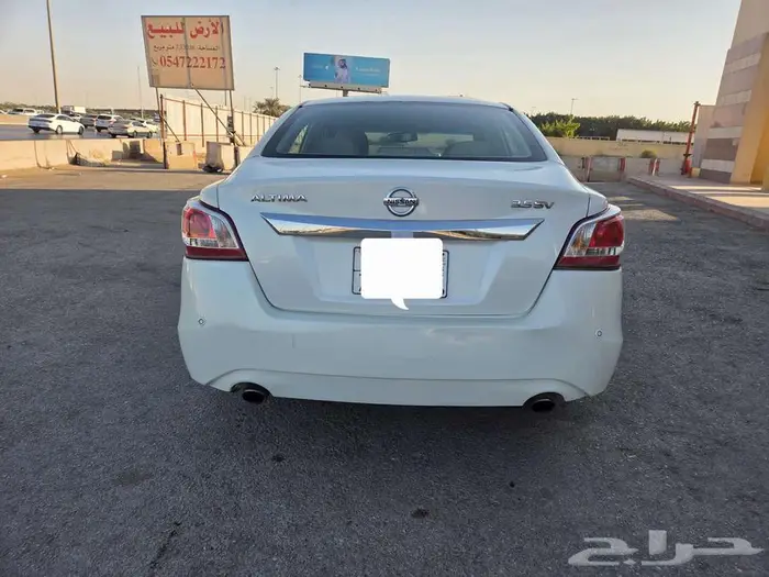 للبيع التيما نص فل v6 اللون ابيض 2013 6