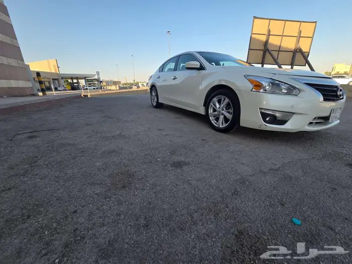 للبيع التيما نص فل v6 اللون ابيض 2013 11