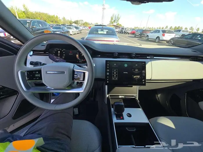 رينج روفر SV 2025   أعلى فئة   ماشي 8 آلاف كيلو فقط 16