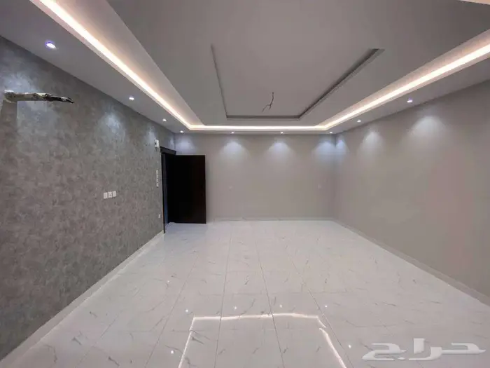 شقة 5 غرف بحي ابرق الرغامة بسعر 580 الف افراغ فوري 9