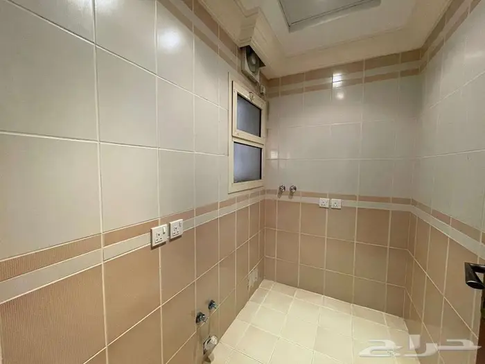 شقة غير مفروشة للإيجار السنوي في جدة حي مشرفة 7