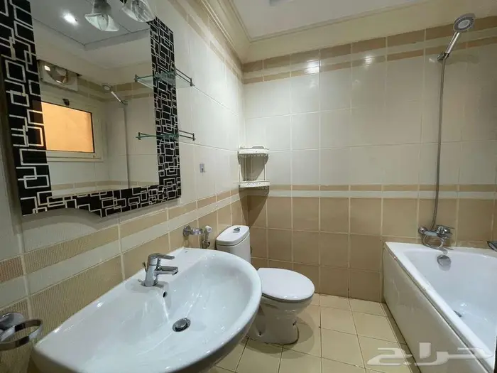 شقة غير مفروشة للإيجار السنوي في جدة حي مشرفة 10