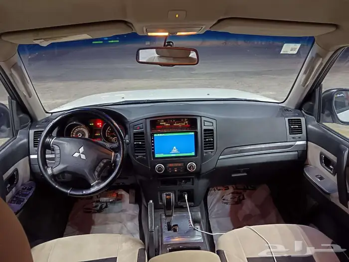 باجيرو مستوبيشي 2012 3