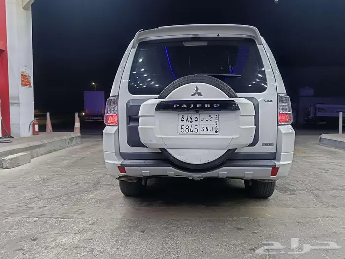 باجيرو مستوبيشي 2012 13