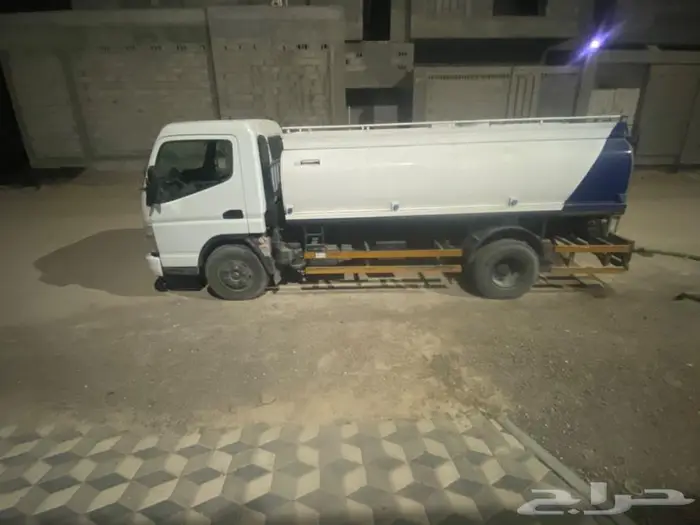 وايت متسوبيشي 2011 1