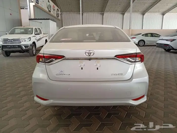 تويوتا كورولا 2.0 2025 عبداللطيف جميل 7