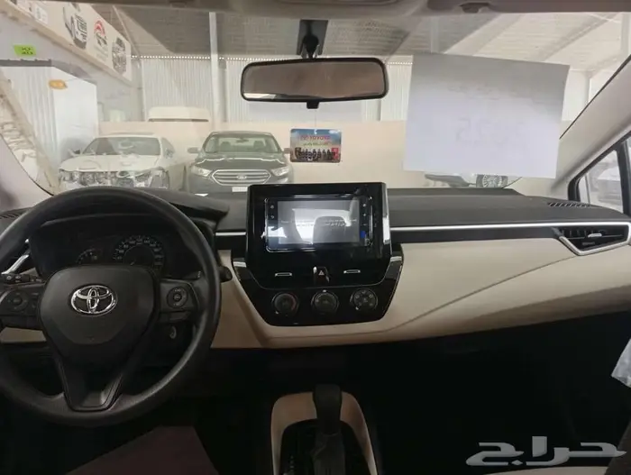 تويوتا كورولا 2.0 2025 عبداللطيف جميل 8