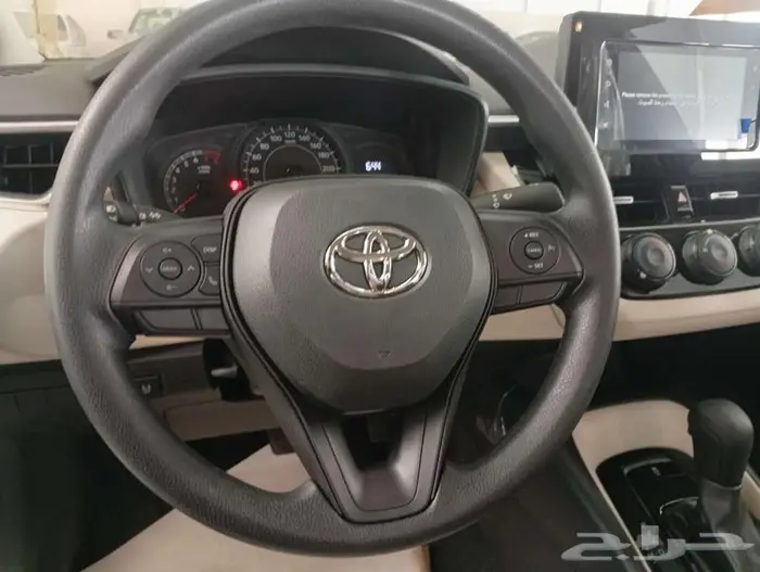 تويوتا كورولا 2.0 2025 عبداللطيف جميل 10