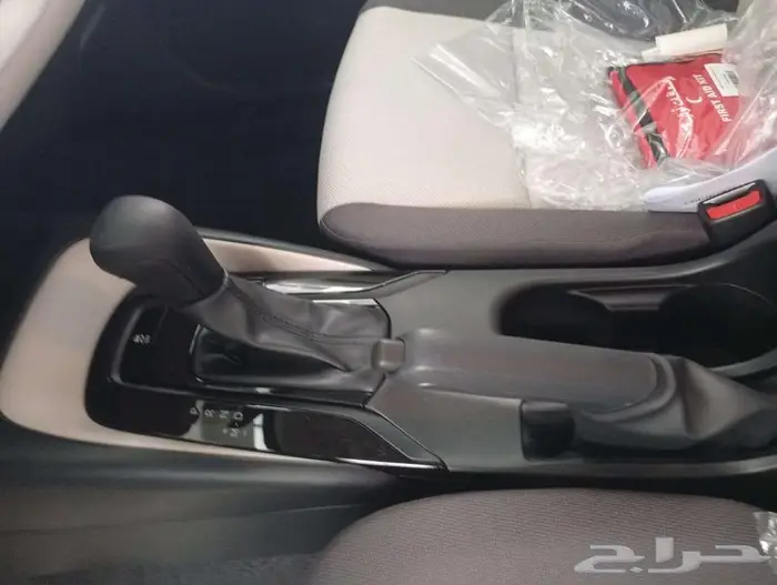 تويوتا كورولا 2.0 2025 عبداللطيف جميل 13