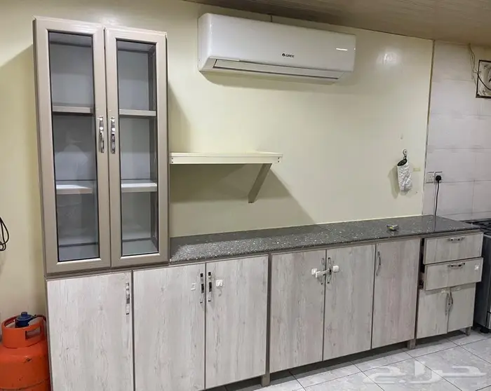 للبيع اثاث مستخدم 3