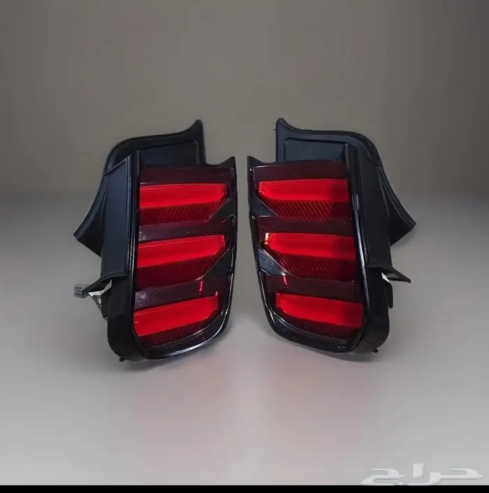 Mustang taillight 2