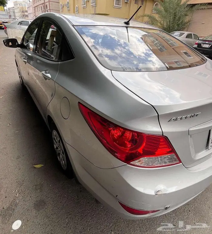 هيونداي أكسنت 2018  1400 سي سي بحالة ممتازه 7