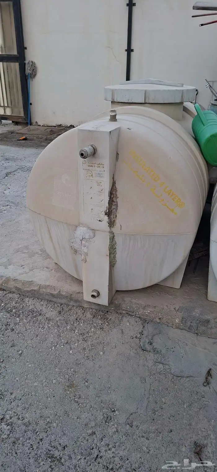 خزان ماء فيبرجلاس سعة 1200 لتر مستخدم عدد اثنين 300 فقط 8