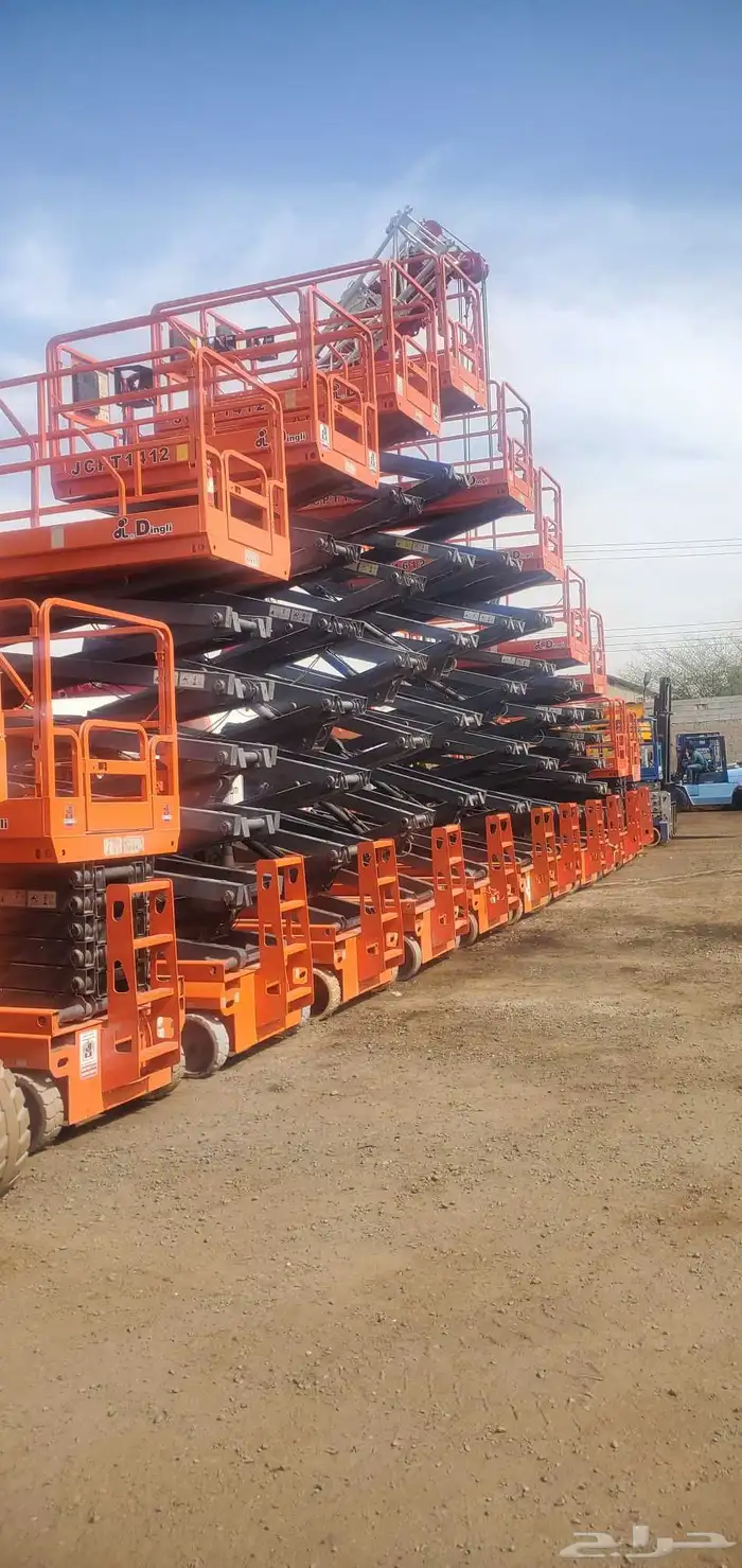 سيزر لفت ومان لفت ورافعات شوكيه وكرينات بجميع انواعها 0