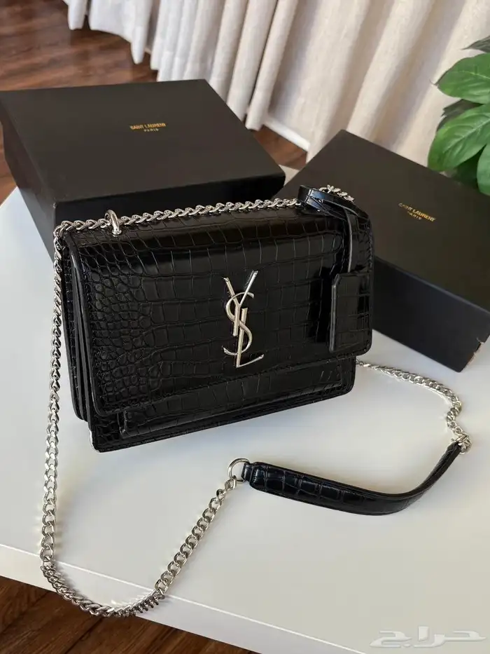 متوفر شنط وشوازات جمله وقطاعي بسعر خيالي مطلوب متسوقات ا 3