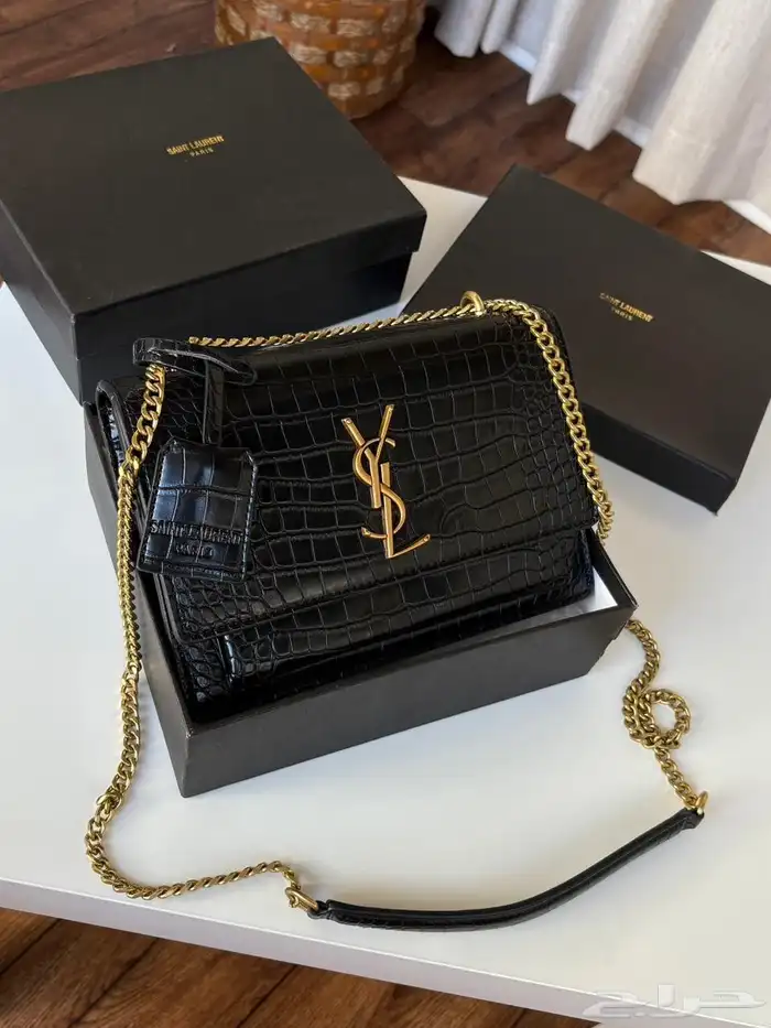 متوفر شنط وشوازات جمله وقطاعي بسعر خيالي مطلوب متسوقات ا 0