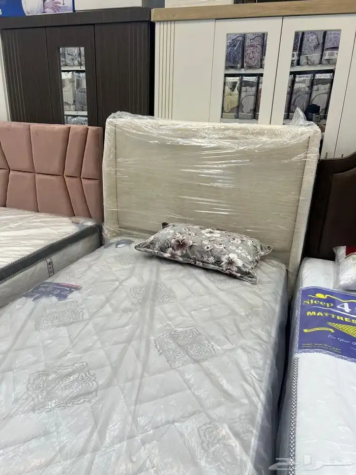 أس ر ة للبيع بحالة ممتازة 43