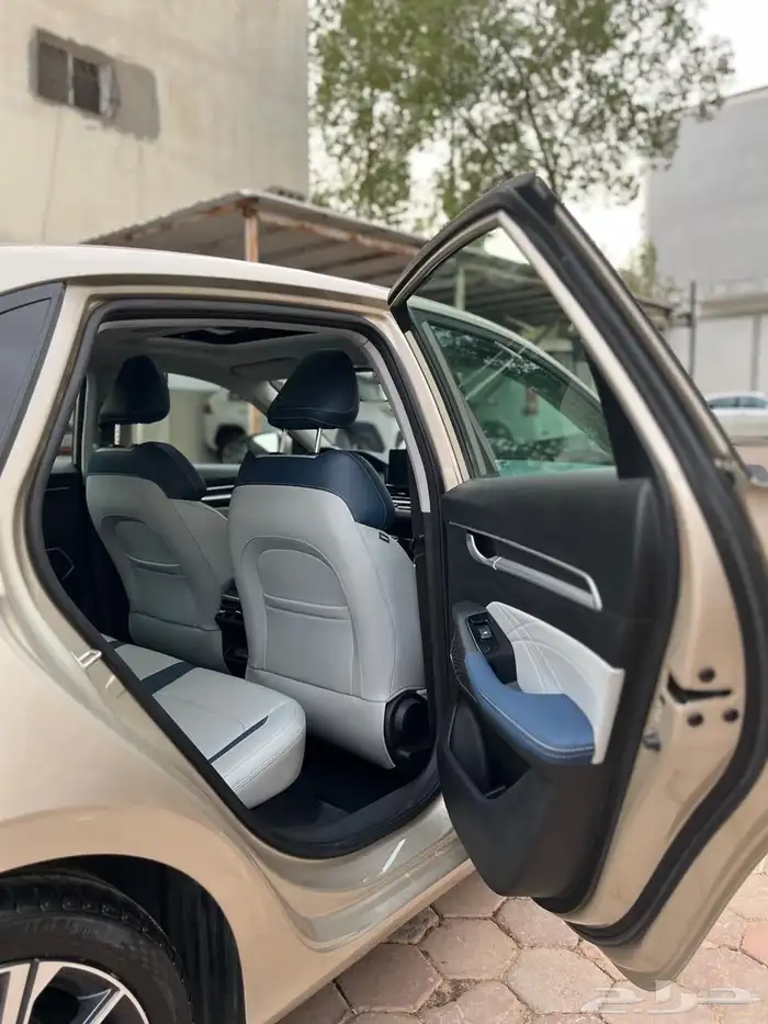 جيلي ام قراند 20