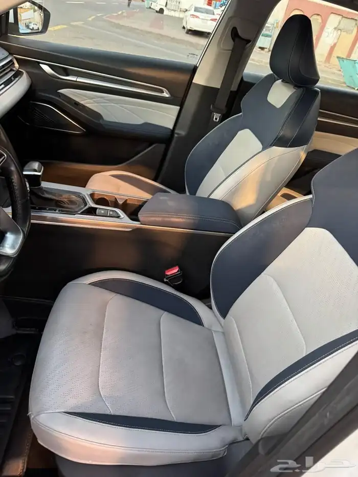 جيلي ام قراند 11