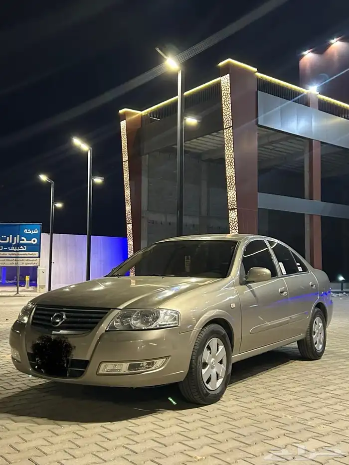 للبيع صني مخزنه 2010 وكالة 4