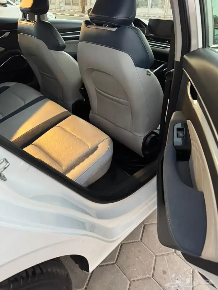 جيلي ام قراند 14