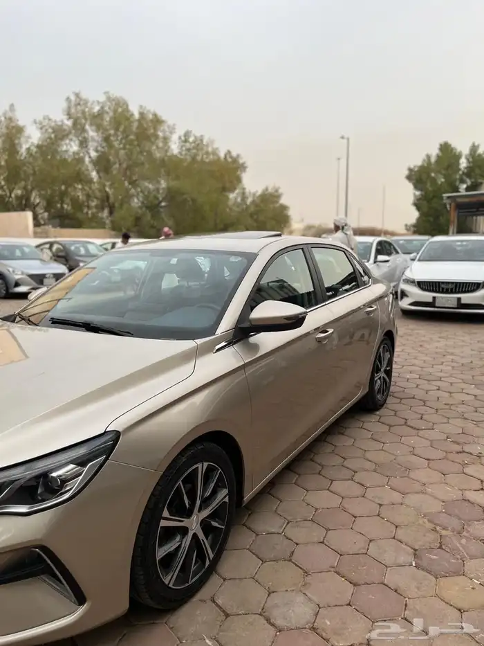 جيلي ام قراند 21