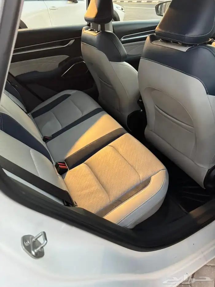 جيلي ام قراند 6