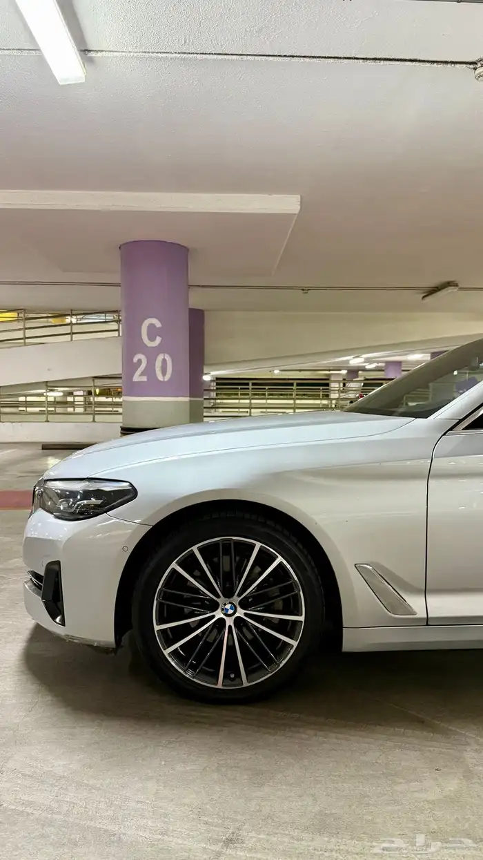 للبيع  بي ام دبليو 520   فل أوبشن 8