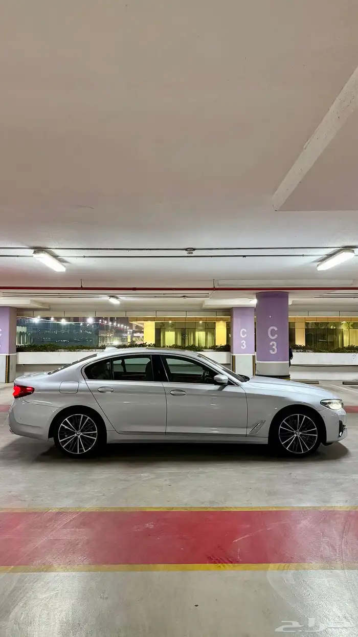 للبيع  بي ام دبليو 520   فل أوبشن 2