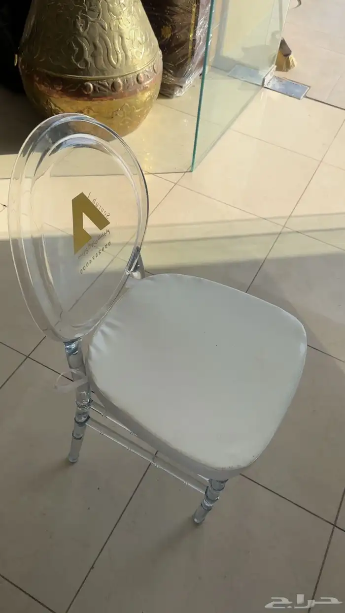 كراسي شفافه للبيع 0