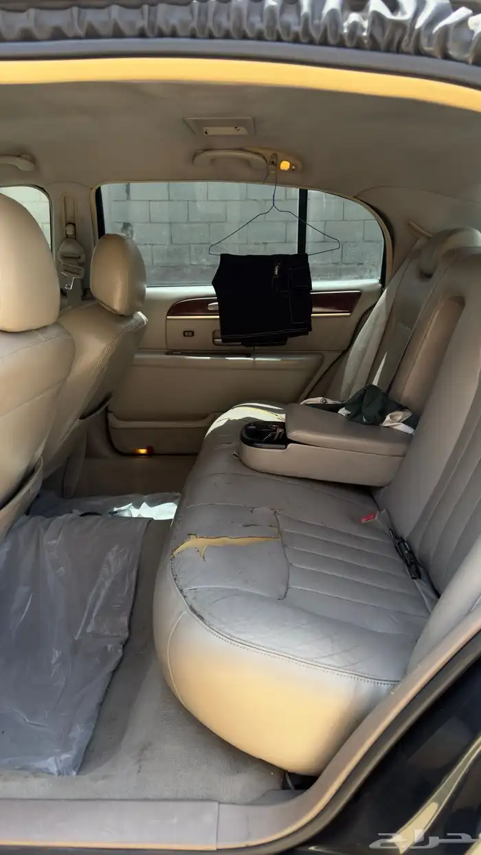 لنكون   تاون كار 2003 9