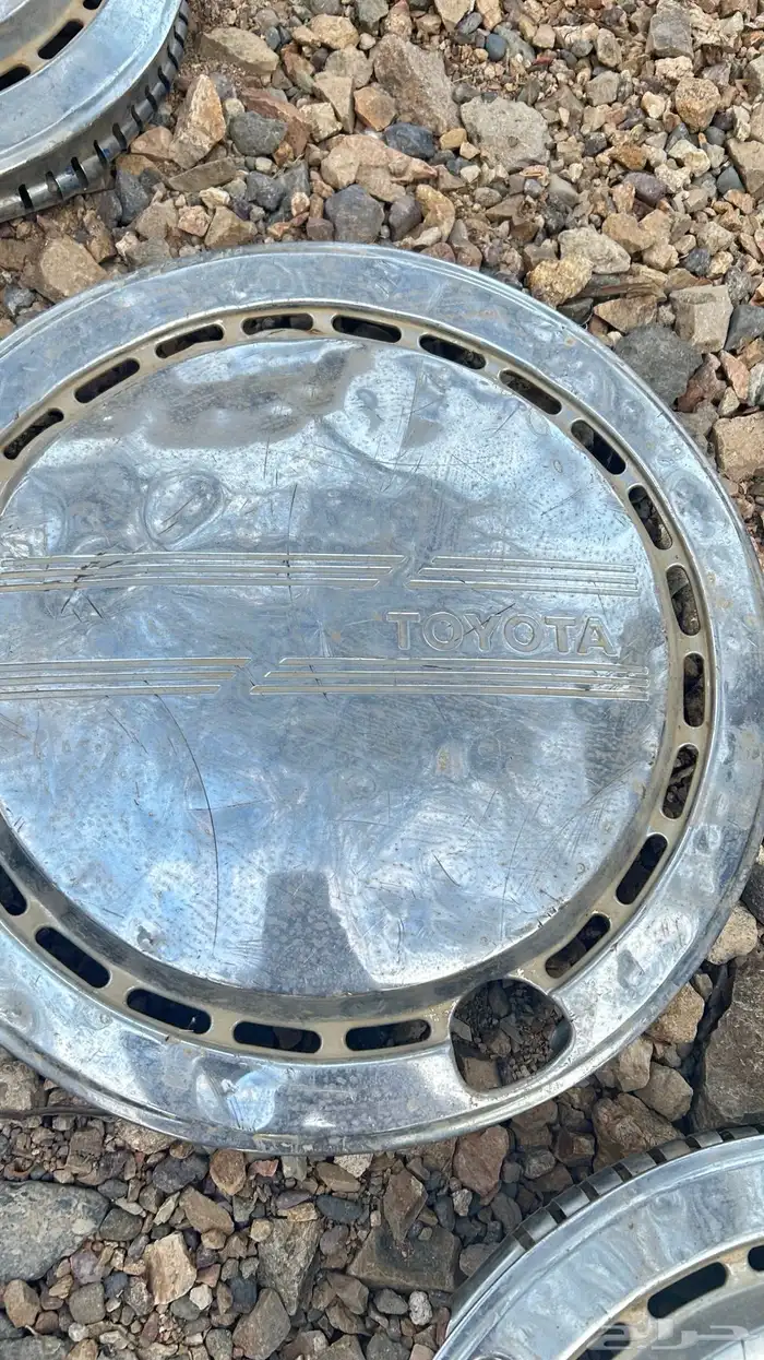 طيس هايلكس قديمه على السوم 5