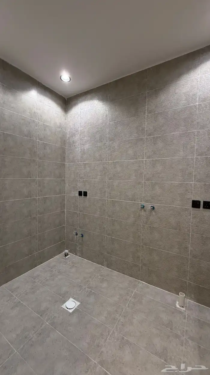 للبيع شقق وارواف علويه تشطيبات ممتازه شمال الخميس 36