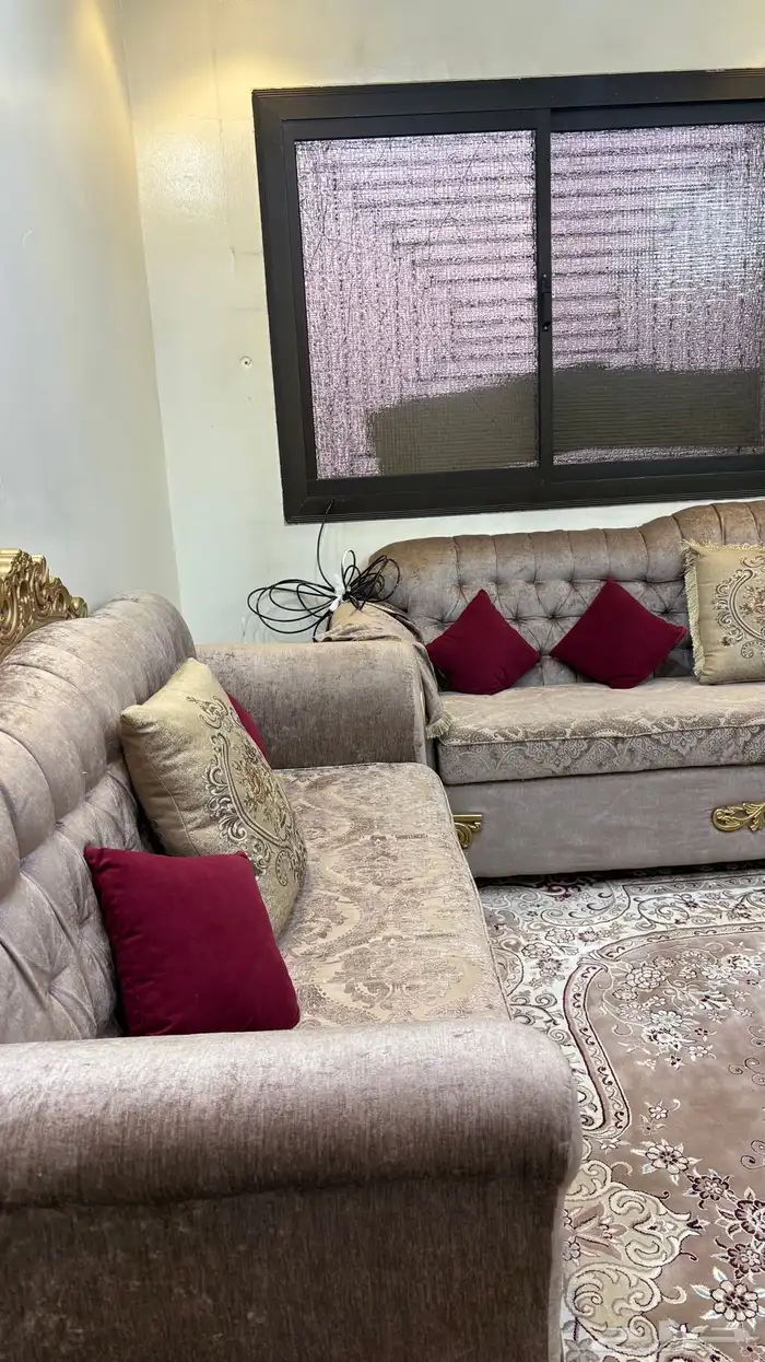 كتب مجلس 4 في 6 مع زل فاخر ونظيف 2