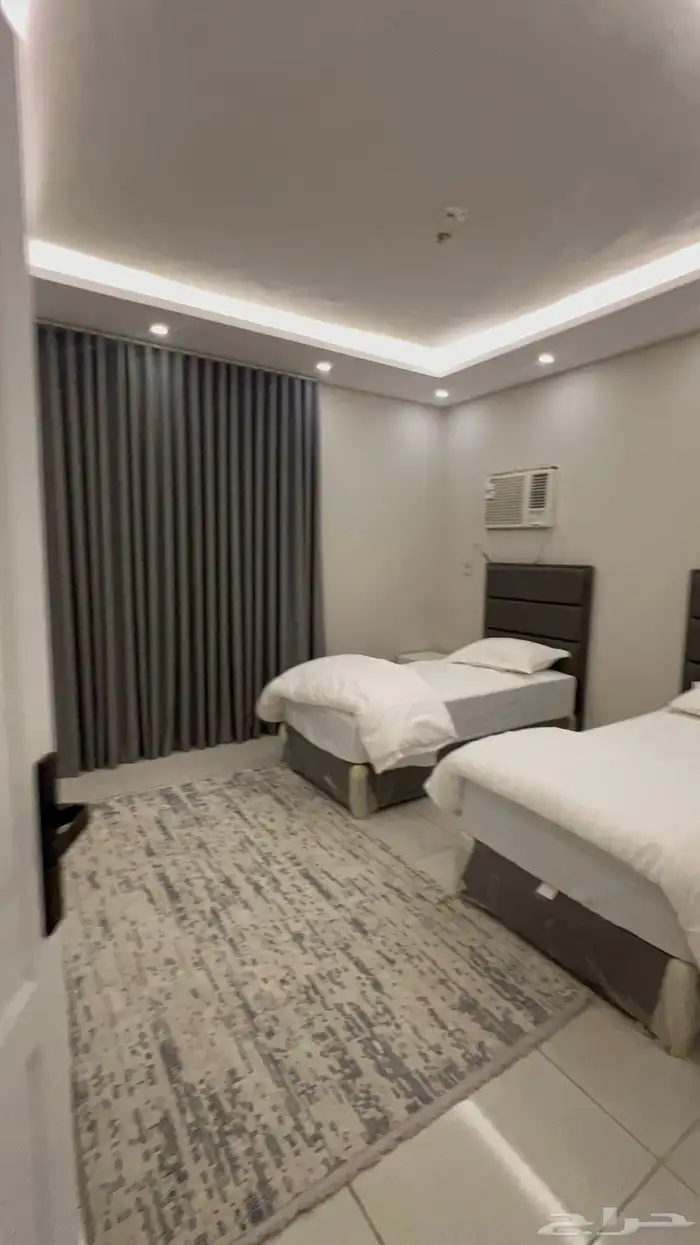 شقه مفروشه للايجار 3 غرف حي النزهه جده 2