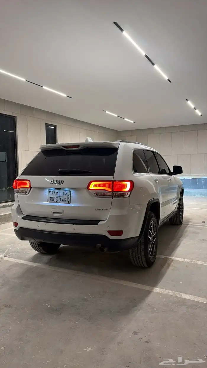 جراند شيروكي 2019 لاريدو 4