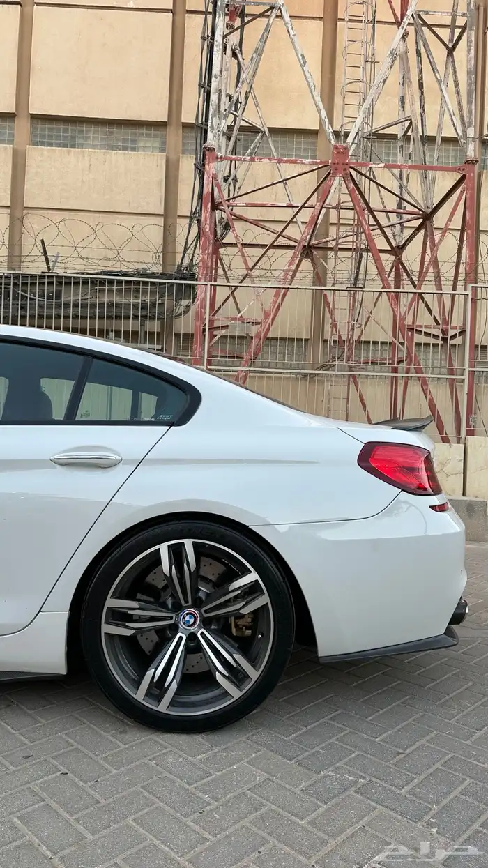 للبيع BMW M6 موديل 2014 3