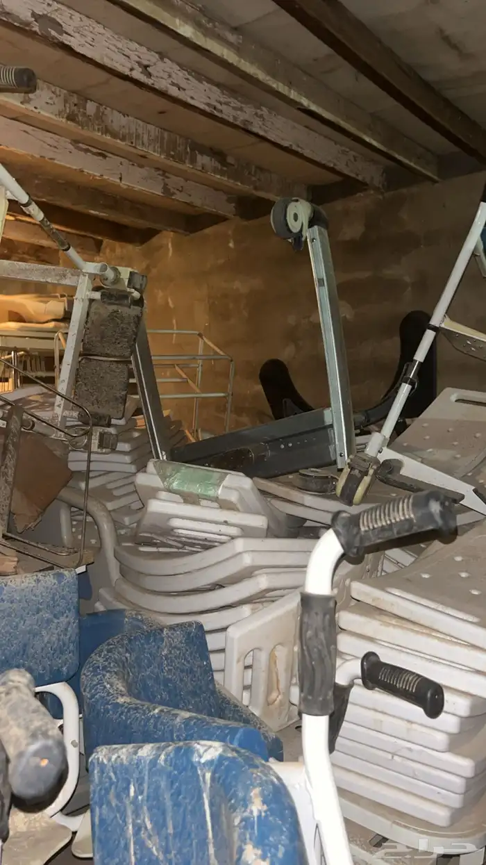 للبيع مستلزمات طبية مستخدمة 2