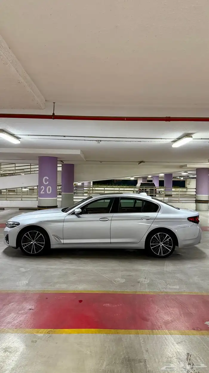 للبيع  بي ام دبليو 520   فل أوبشن 3