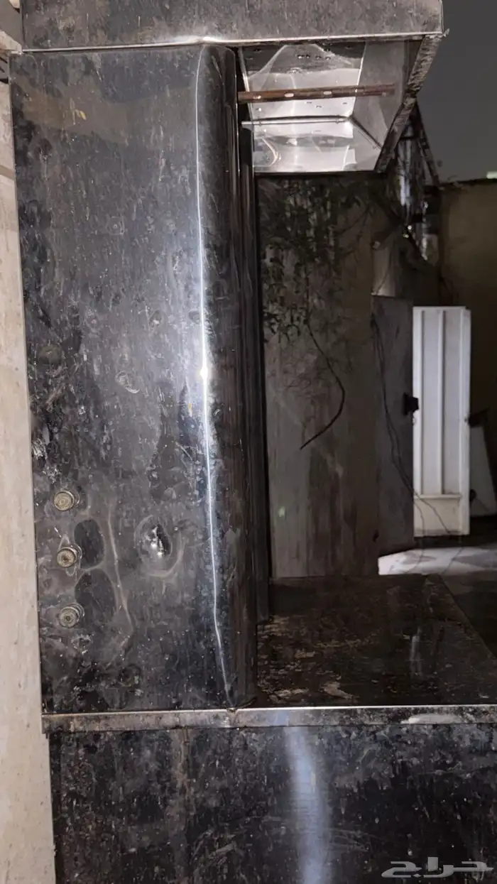 مكينة شاورما جديده بس مركونه من فتره ويحتاج لها تنظيف فقط 2