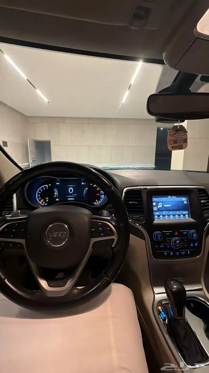 جراند شيروكي 2019 لاريدو 9