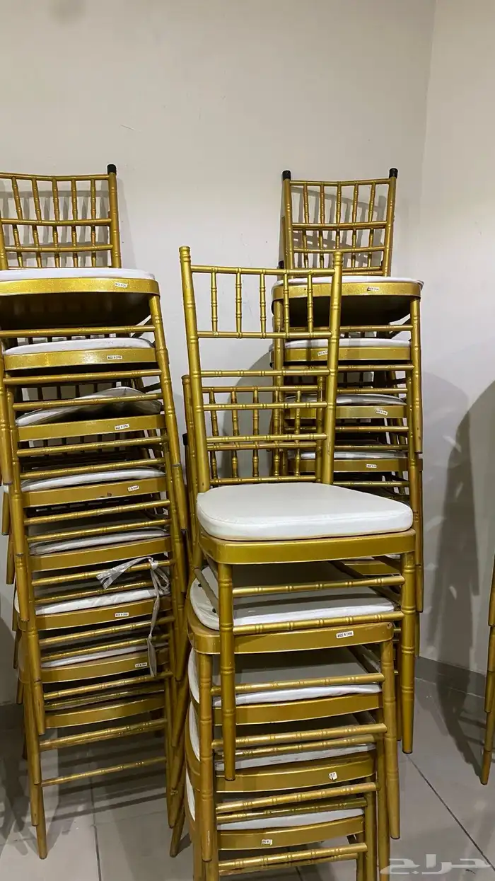 طاولات حفلات وكراسي حفلات نابليون ذهبي وكاونتر محلات 3