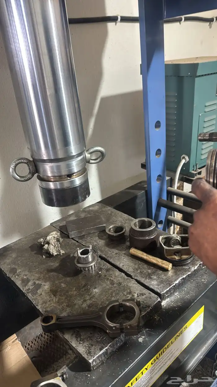 مركز فن المحرك لصيانة السيارات 39